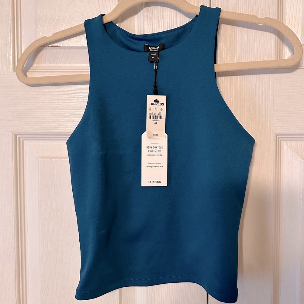 Women's Express Body Contour Crop Top